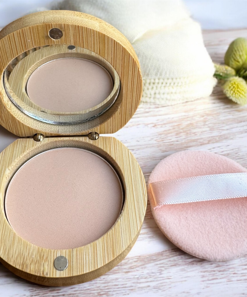 Poudre Compacte Minérale ÉTOILE – Teint Mat, Naturel & Soin de la Peau