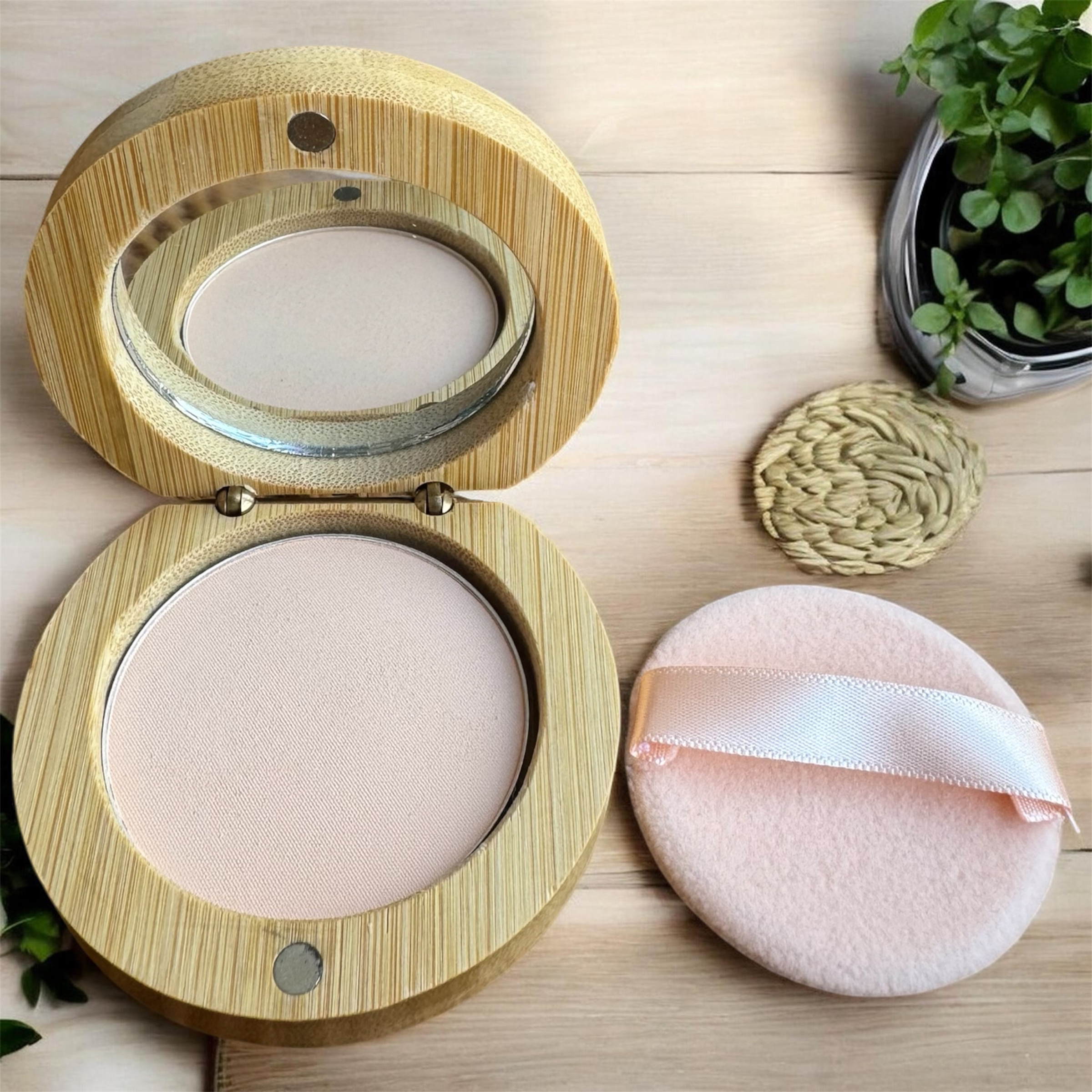 Poudre Compacte Minérale AURORE – Teint Mat, Naturel & Soin de la Peau