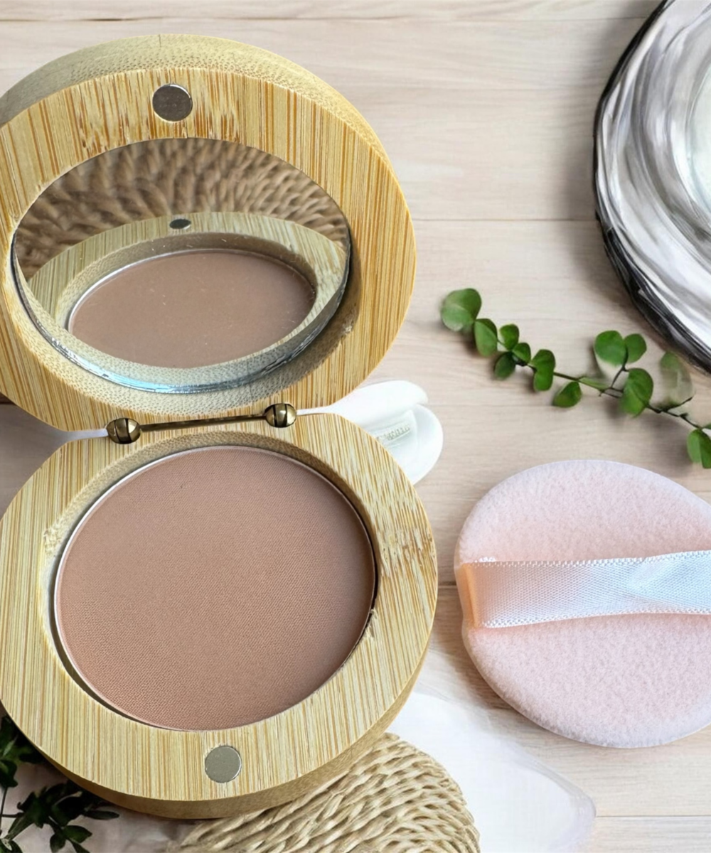 Poudre Compacte Minérale ÉQUINOXE – Teint Mat, Naturel & Soin de la Peau